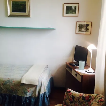 Patrizia Hotel 3*